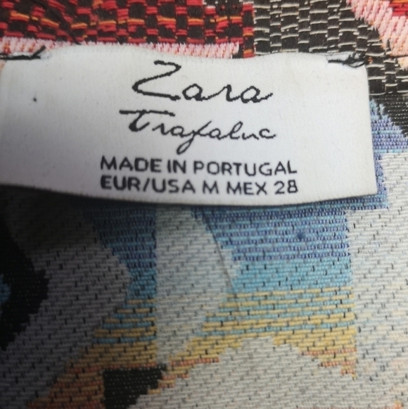 Vintage Zara Tweed Aztec Asymmetrical mini skirt - Picture 6 of 6